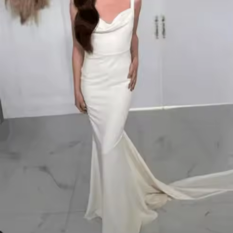 Nevěsta v těchto šatech – recenze 1